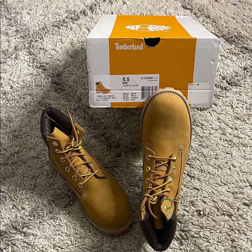 Timberland Kids/Juniors Boots in Tan and Brown